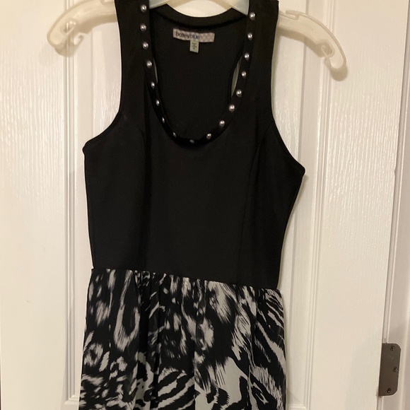 Zebra Dress - Picture 1 of 4